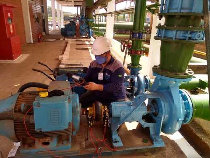 Alinhamento de Eixos a Laser